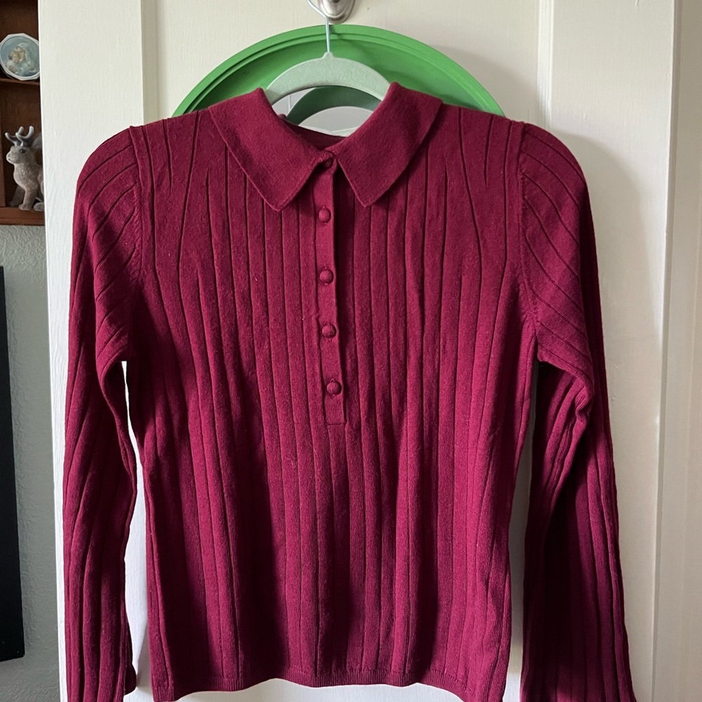 Banana Republic Burgundy Ribbed Long Sleeve Washable Fine Merino Wool Sweater